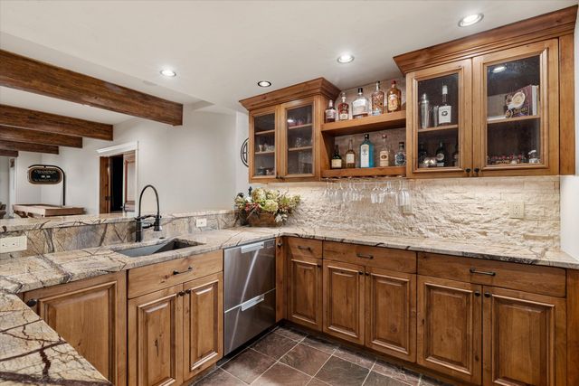 61697 Tam McArthur Loop, Bend, OR 97702