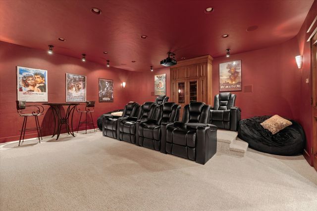 61697 Tam McArthur Loop, Bend, OR 97702