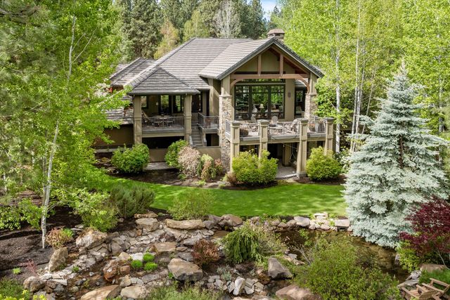 61697 Tam McArthur Loop, Bend, OR 97702