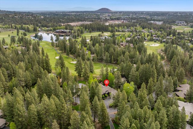 61697 Tam McArthur Loop, Bend, OR 97702