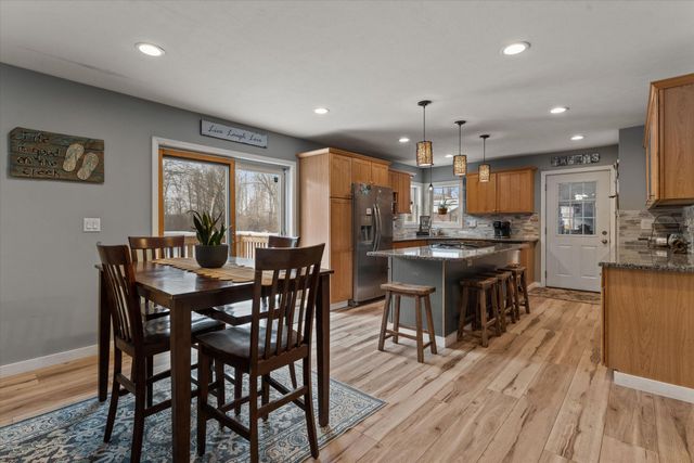 70820 Sunrise Drive, Edwardsburg, MI 49112