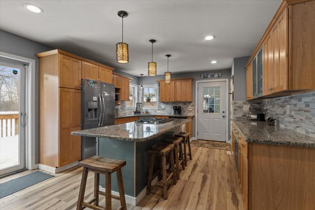 70820 Sunrise Drive, Edwardsburg, MI 49112