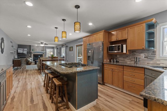 70820 Sunrise Drive, Edwardsburg, MI 49112