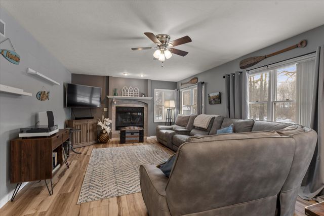 70820 Sunrise Drive, Edwardsburg, MI 49112