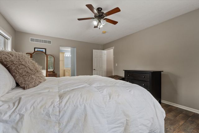 70820 Sunrise Drive, Edwardsburg, MI 49112