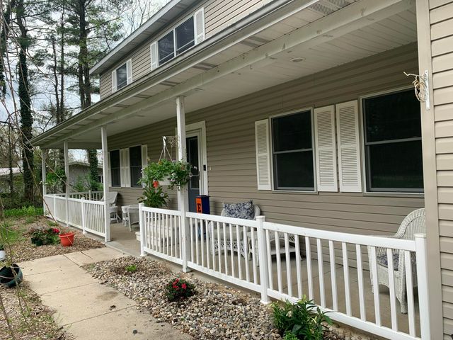 70820 Sunrise Drive, Edwardsburg, MI 49112