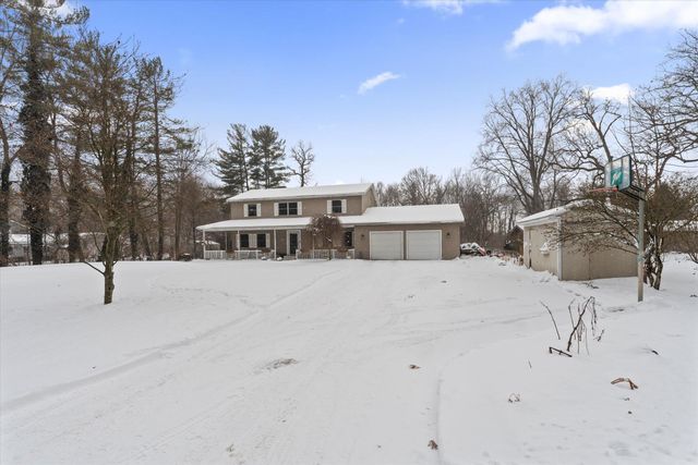 70820 Sunrise Drive, Edwardsburg, MI 49112