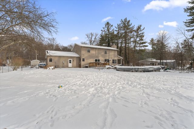 70820 Sunrise Drive, Edwardsburg, MI 49112