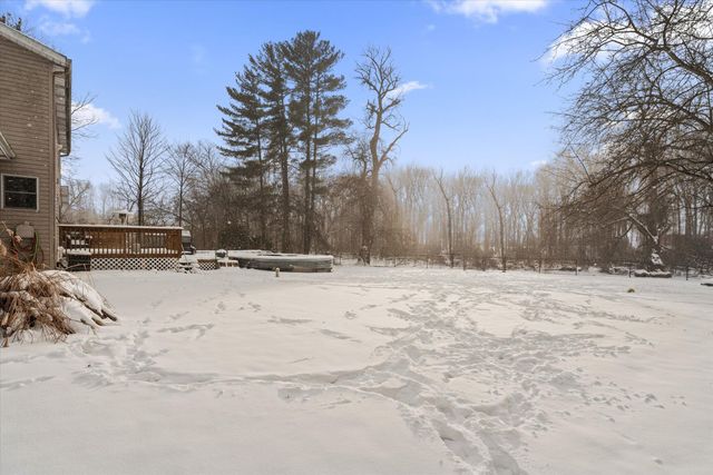 70820 Sunrise Drive, Edwardsburg, MI 49112