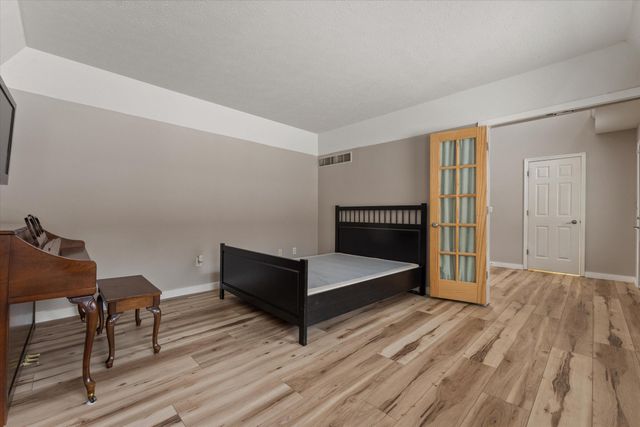 70820 Sunrise Drive, Edwardsburg, MI 49112