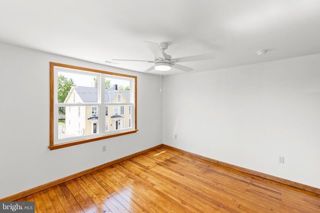 112 W GERMAIN ST, Winchester, VA 22601