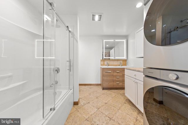112 W GERMAIN ST, Winchester, VA 22601