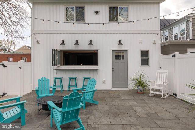 112 W GERMAIN ST, Winchester, VA 22601