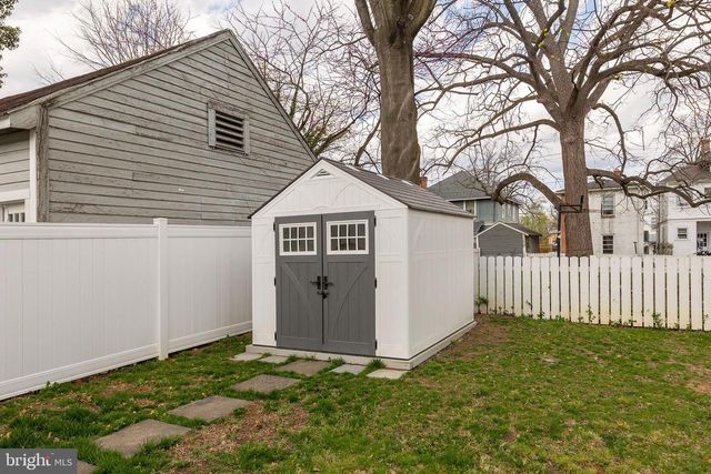 112 W GERMAIN ST, Winchester, VA 22601