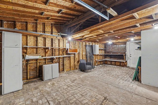 111 Rotterdam Avenue, Muskegon Heights City, MI 49444