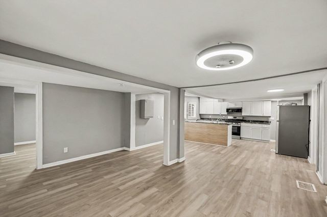 111 Rotterdam Avenue, Muskegon Heights City, MI 49444