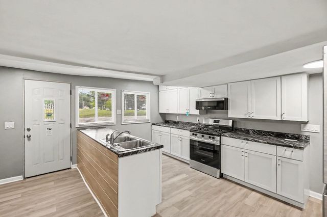 111 Rotterdam Avenue, Muskegon Heights City, MI 49444