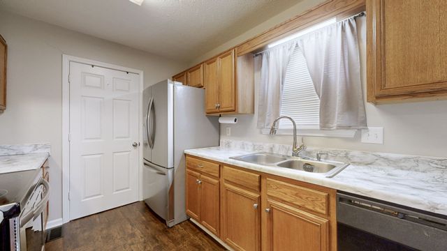 2553 Hillingdon Dr, Murfreesboro, TN 37127