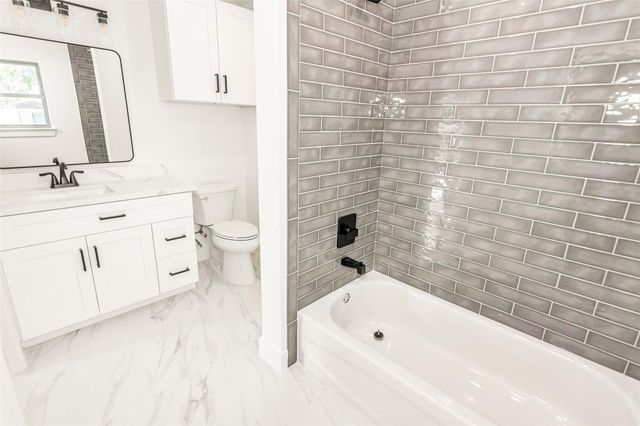 18219 Polo Meadow Drive, Humble, TX 77346