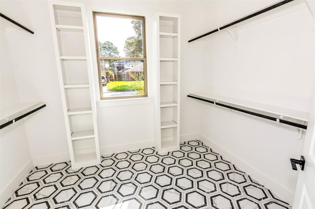 18219 Polo Meadow Drive, Humble, TX 77346