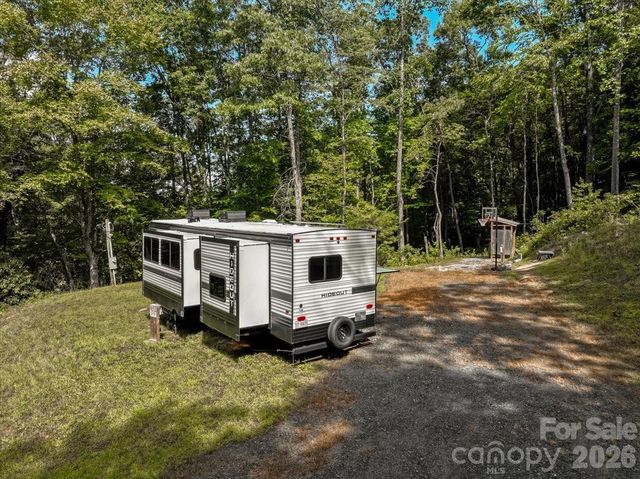 997 Hoot Owl Road, Spruce Pine, NC 28777