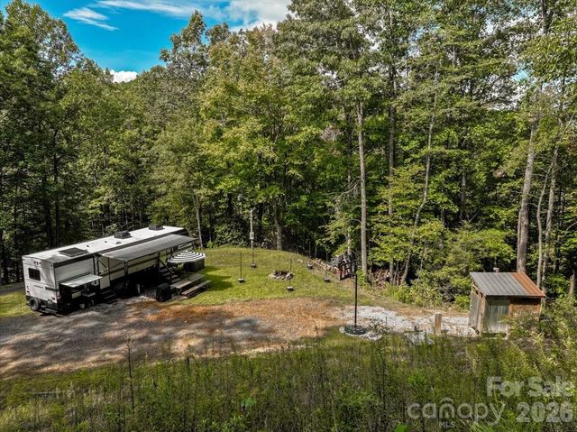 997 Hoot Owl Road, Spruce Pine, NC 28777