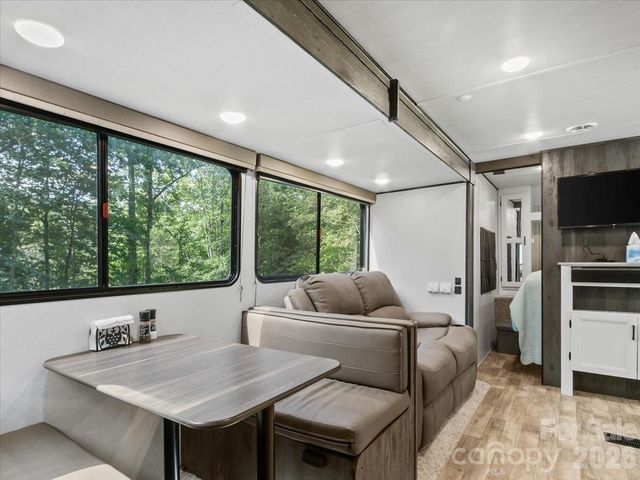 997 Hoot Owl Road, Spruce Pine, NC 28777