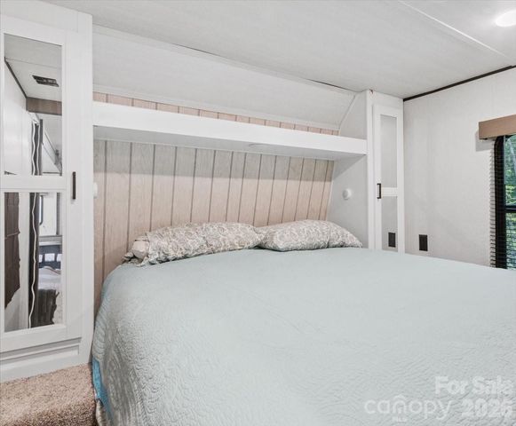 997 Hoot Owl Road, Spruce Pine, NC 28777