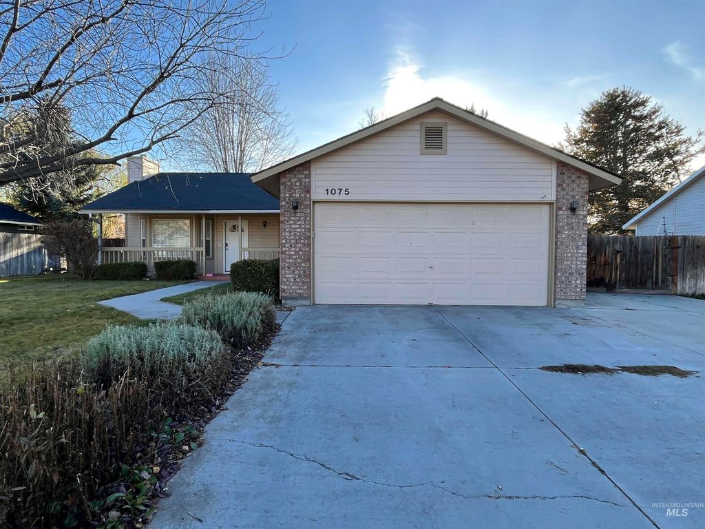 1075 W Egret Drive, Meridian, ID 83642