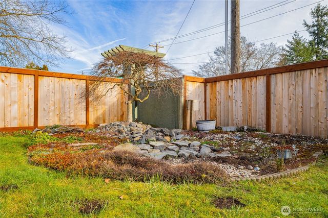 13005 10th Avenue Ct E, Tacoma, WA 98445