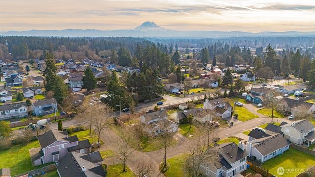 13005 10th Avenue Ct E, Tacoma, WA 98445