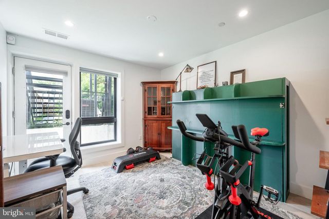 532 TAYLOR ST NW #1, Washington, DC 20011