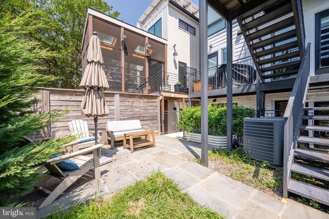 532 TAYLOR ST NW #1, Washington, DC 20011