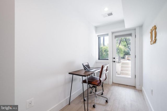 532 TAYLOR ST NW #1, Washington, DC 20011