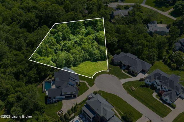 6710 Glen Springs Ct, Louisville, KY 40222