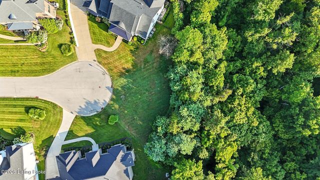 6710 Glen Springs Ct, Louisville, KY 40222