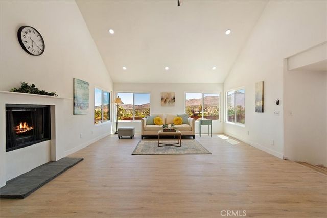 9255 Fortuna Avenue, Yucca Valley, CA 92284