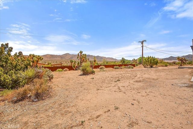 9255 Fortuna Avenue, Yucca Valley, CA 92284