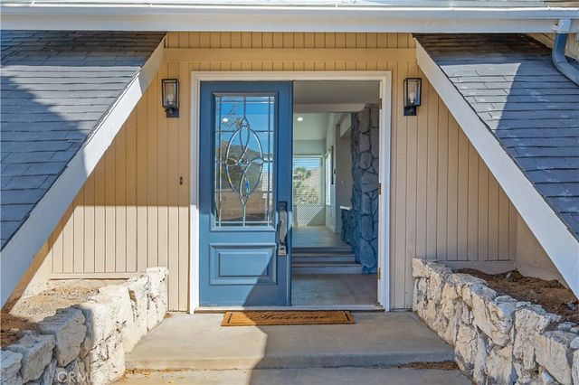 9255 Fortuna Avenue, Yucca Valley, CA 92284