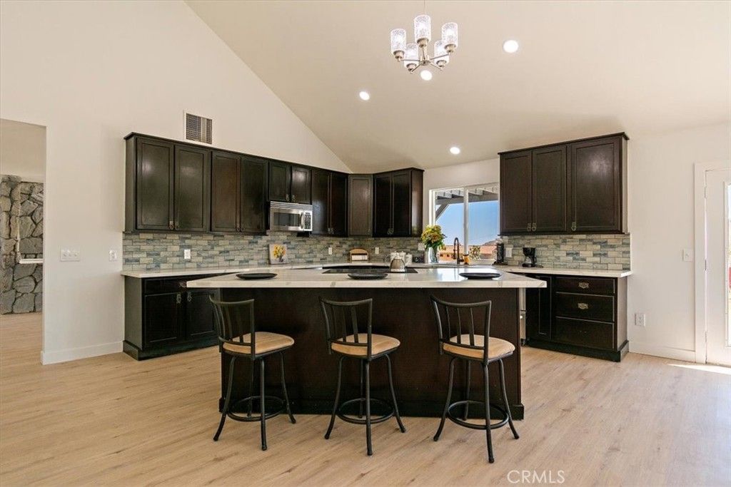 9255 Fortuna Avenue, Yucca Valley, CA 92284