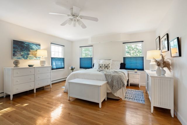 57 Mckenna Ridge Dr, Falmouth, MA 02536