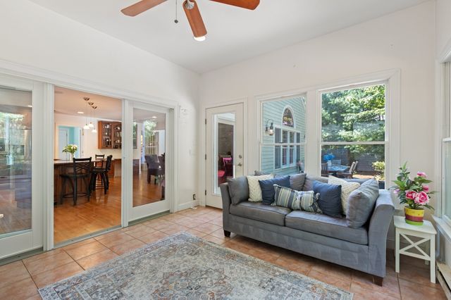 57 Mckenna Ridge Dr, Falmouth, MA 02536