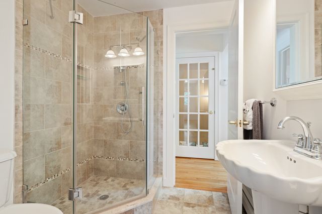 57 Mckenna Ridge Dr, Falmouth, MA 02536