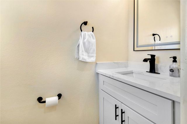 2823 BOULDER FALLS COURT, Apopka, FL 32703