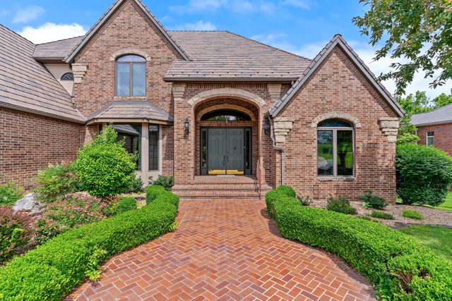 5418 S Castlebay Drive, Springfield, MO 65809