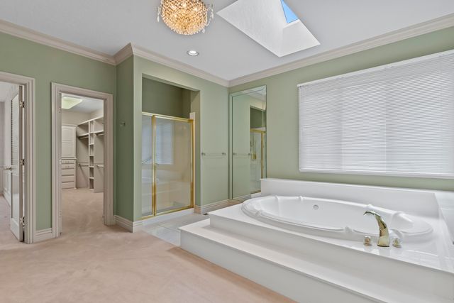5418 S Castlebay Drive, Springfield, MO 65809