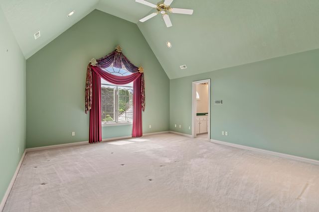 5418 S Castlebay Drive, Springfield, MO 65809