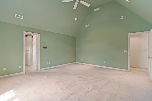 5418 S Castlebay Drive, Springfield, MO 65809