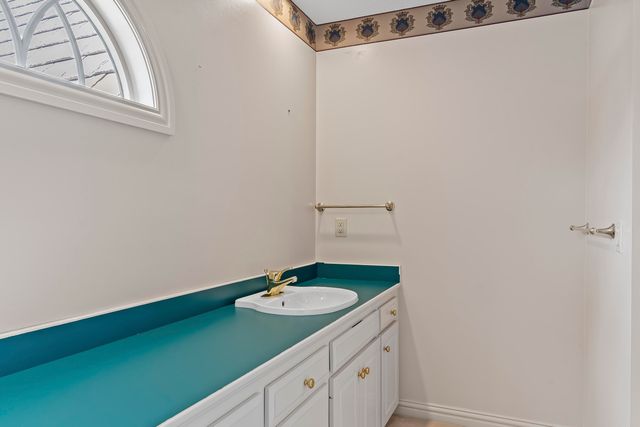 5418 S Castlebay Drive, Springfield, MO 65809