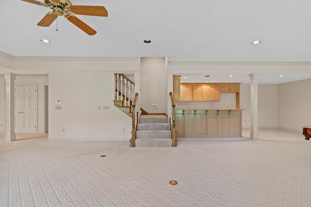 5418 S Castlebay Drive, Springfield, MO 65809